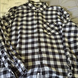 American Eagle Outfitters Black and White Plaid Shirt